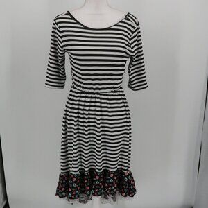 Ethan & Cocoa Black White Striped Dress with Floral Detail on Bottom Size Large